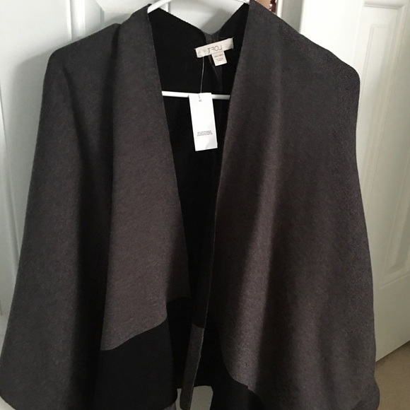 NWT color block poncho, LOFT - Picture 3 of 4